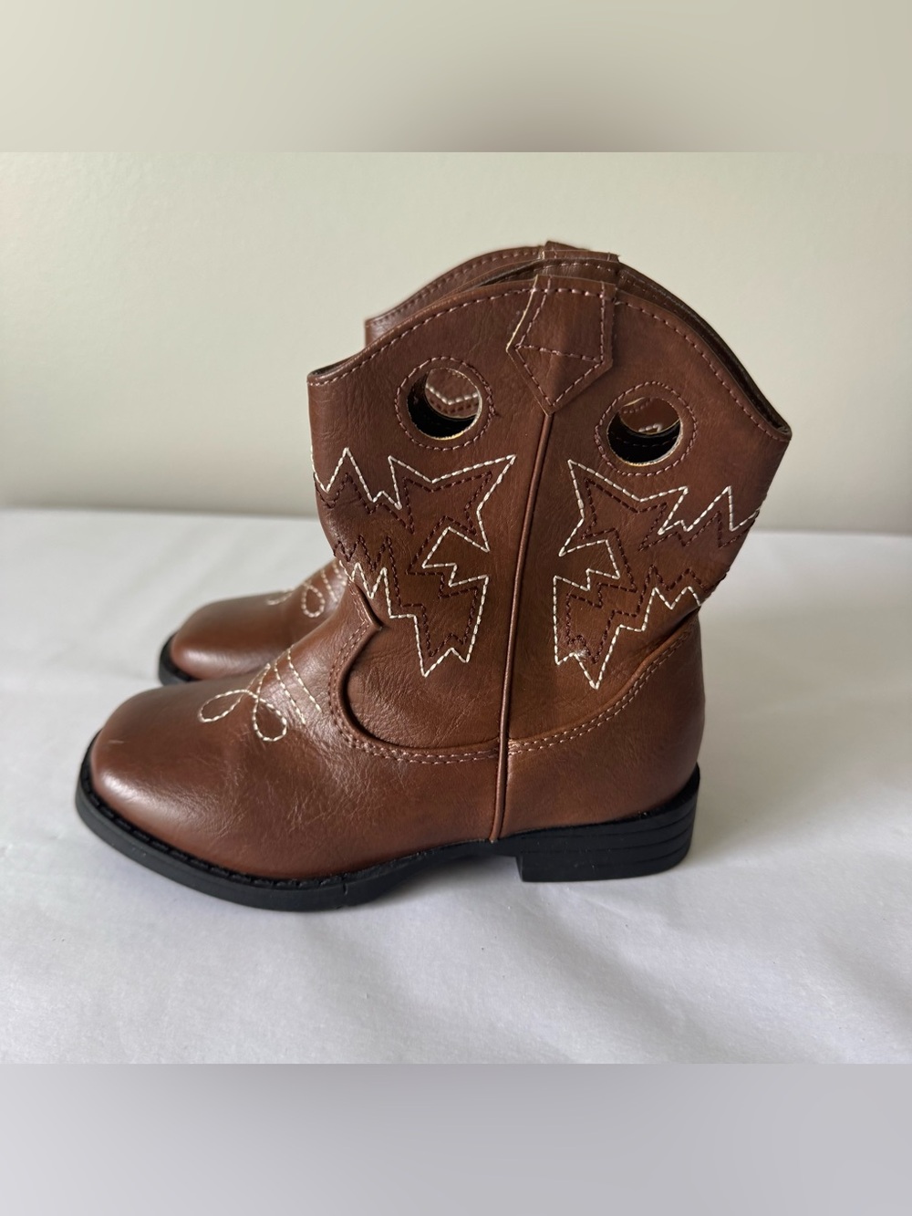 New! Adorable Size 9 Toddler Brown Cowboy Boots - Boys or Girls
